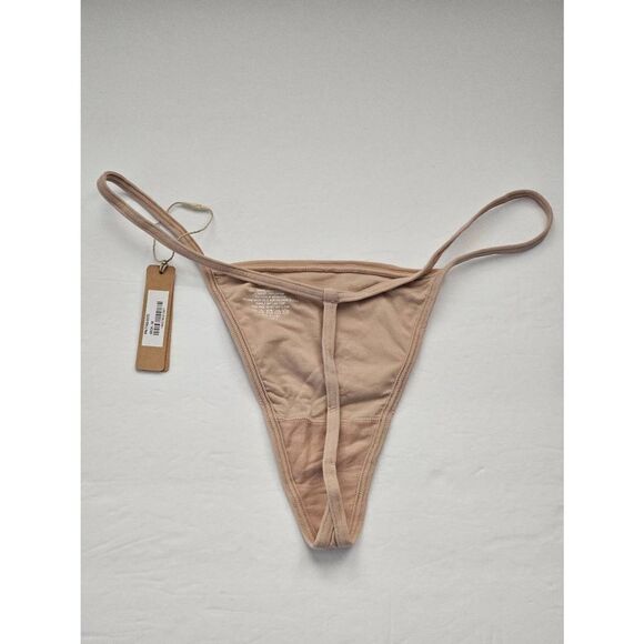 Skims string thong panty Nwt - Picture 5 of 7